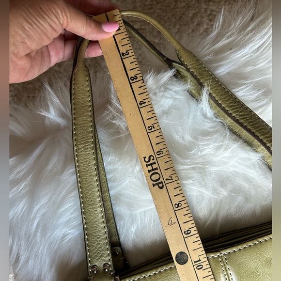 Fossil Vintage Olive Green Leather Shoulder Bag - Picture 13 of 14